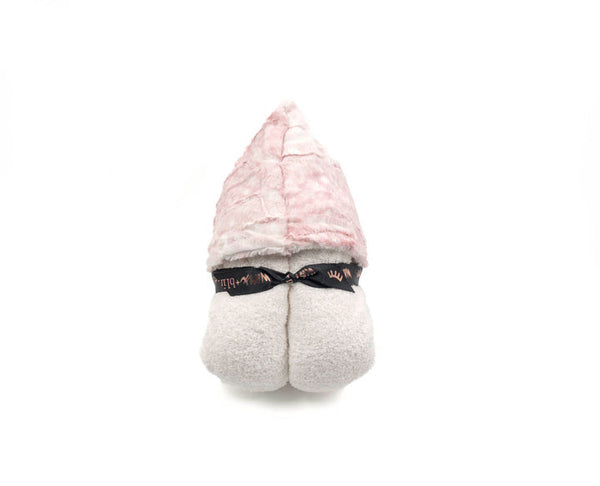 Cibirian Blush Hooded Towel